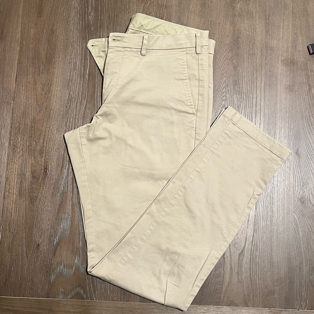 UniQlo Beige Chino Pans
